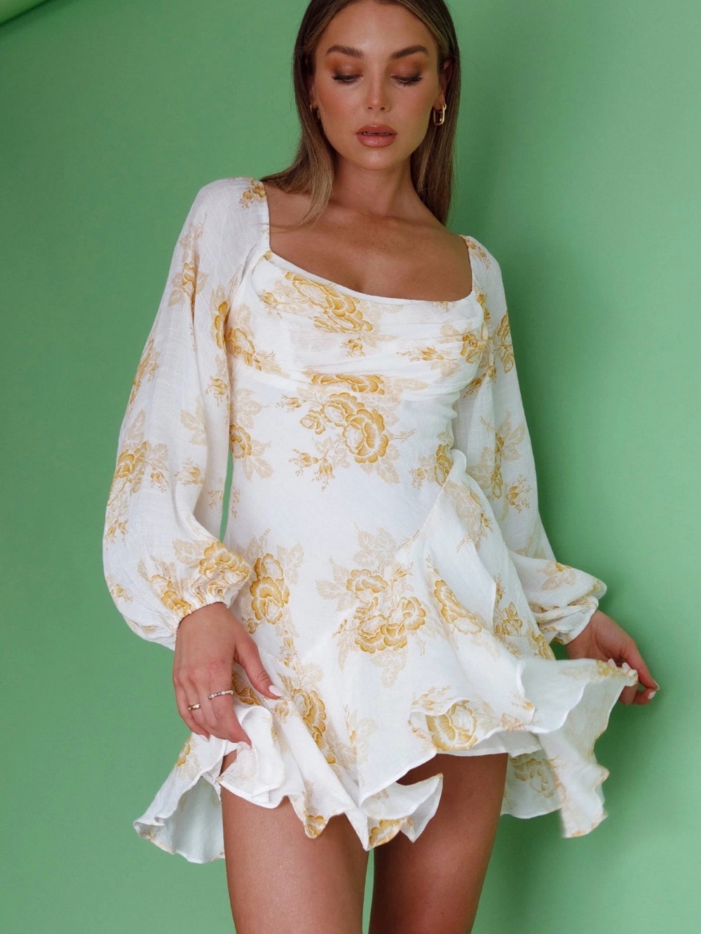 Selfie Leslie White & Yellow Floral Square-Neck Mini Dress